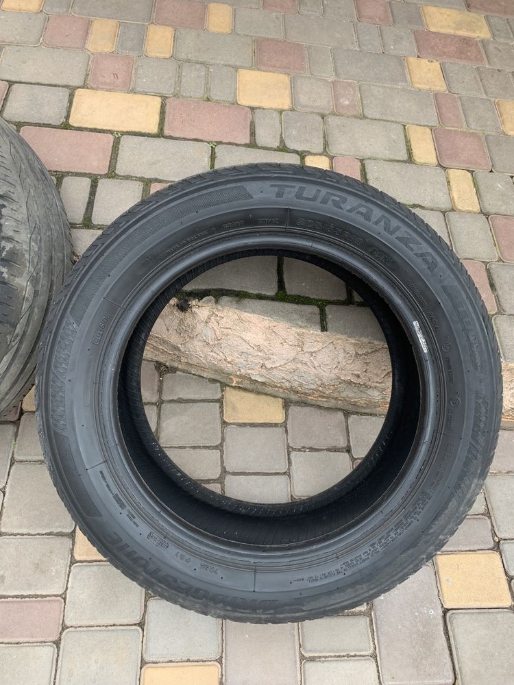 Шини літні Bridgestone 205 55 r16  t001 пара 2 шт