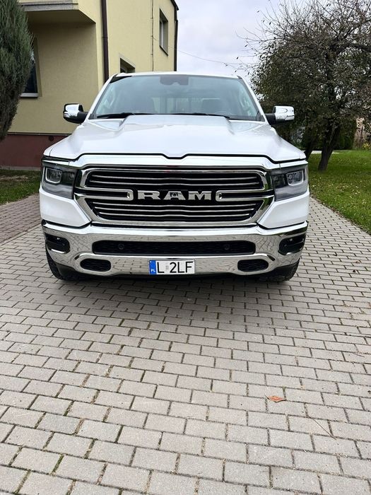Dodge Ram Crew Cab 1500 Laramie  Rebel 5.7 v8 4x4 Duże Radio Led 2022