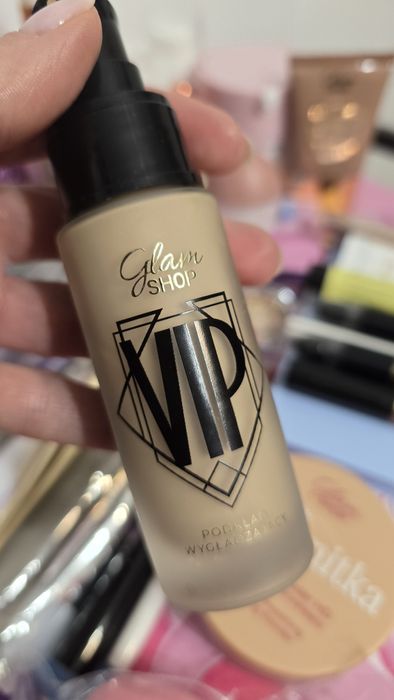 Glam shop podkład VIP oliwka 1