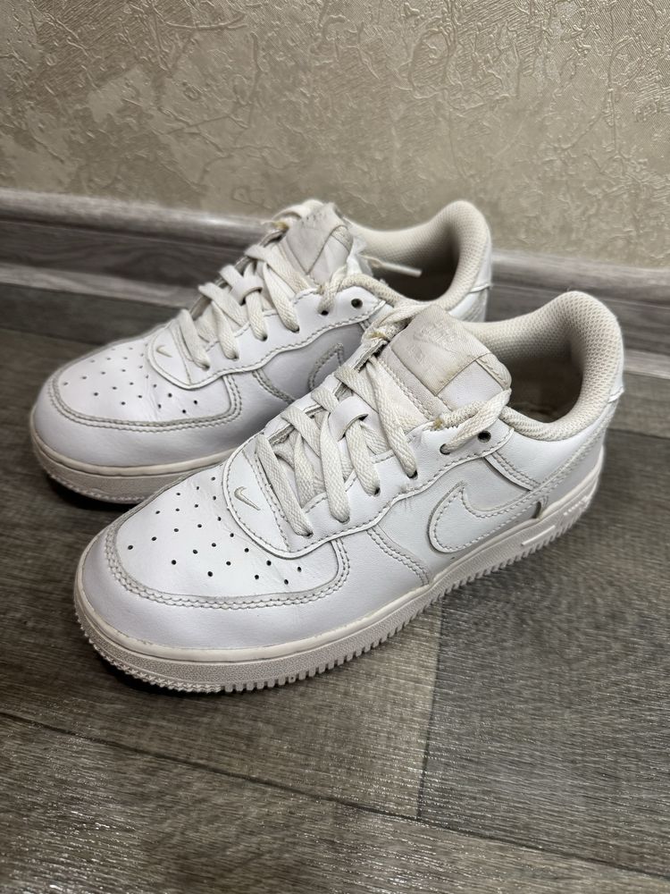 Кроссовки Nike 33 размер 20,5 см