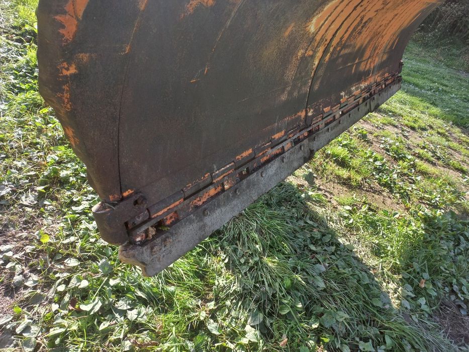 Pług do śniegu schmidt 3.8metra unimog man mercedes