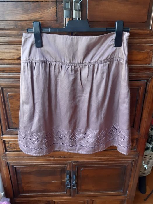 Saia nova num lindo tom alfazema