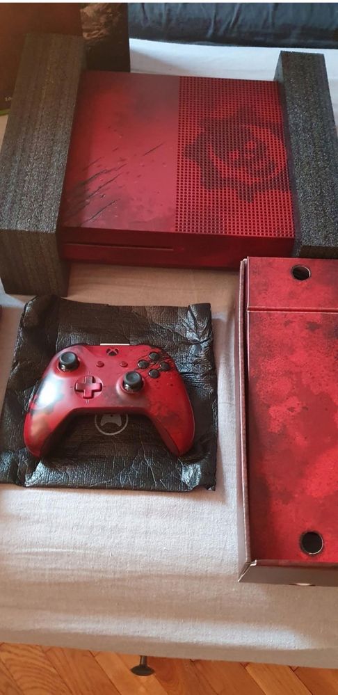 Xbox one a 2tb gears od wars