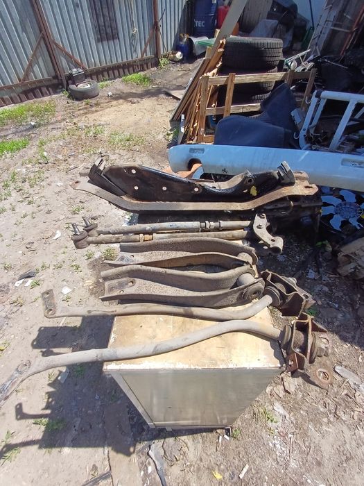 Продам стойки заз1102 таврія,славута