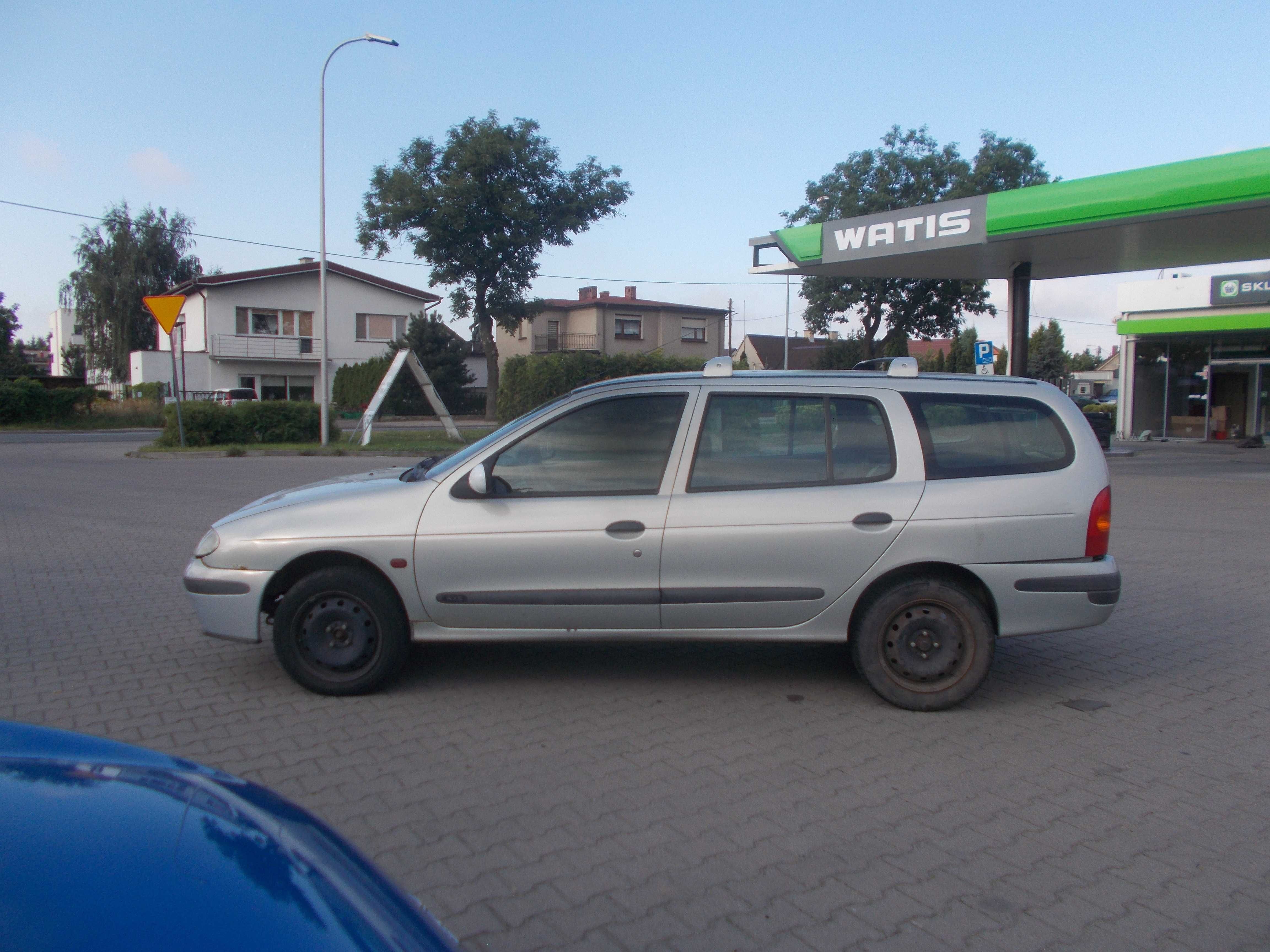 Lampa lewa tył tylna Renault Megane kombi demontaż