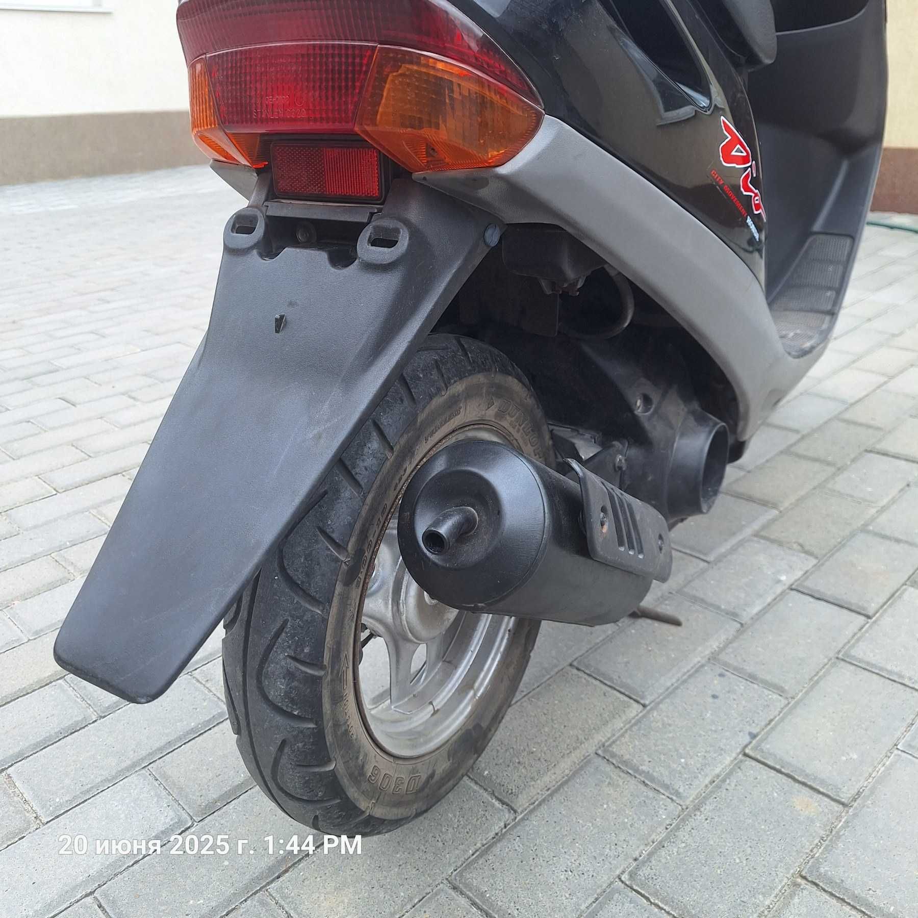 Honda dio AF-27.