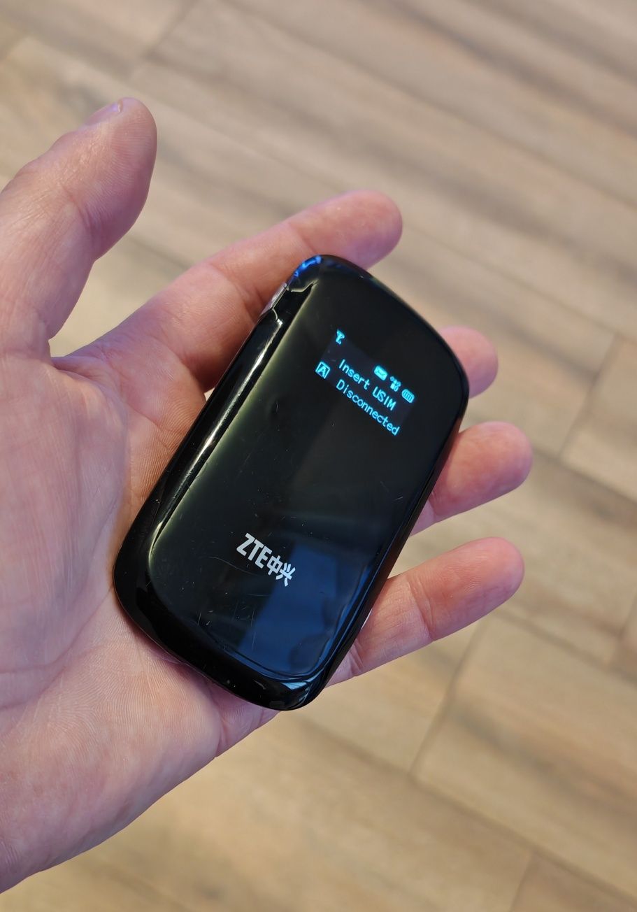 Modem router ZTE MF60