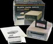Quick Data Drive do Commodore 64 / VIC20