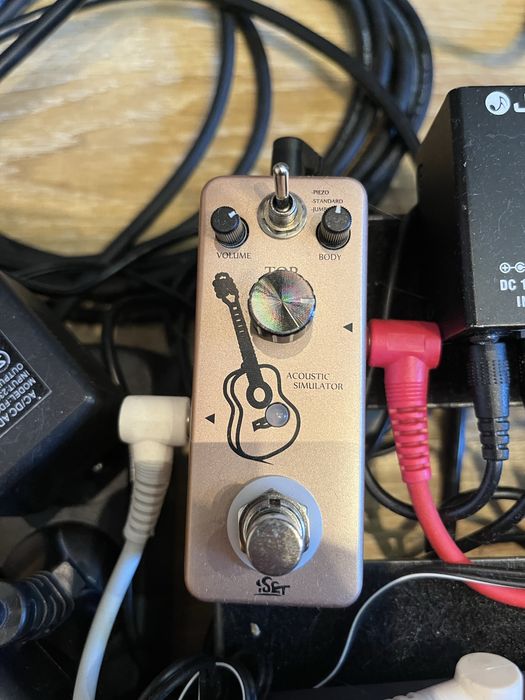 Efekt gitarowy Iset Acoustic Simulator