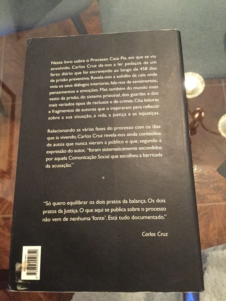 Livro “Preso 374” de Carlos Cruz