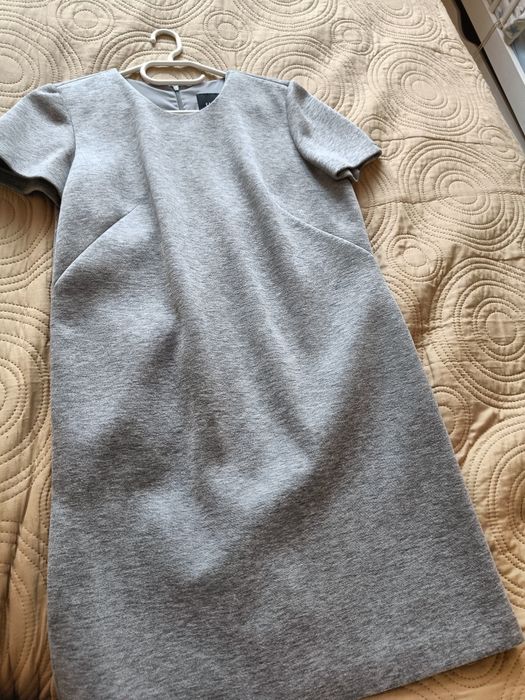 Sprzedam sukienkę rozmiar 40