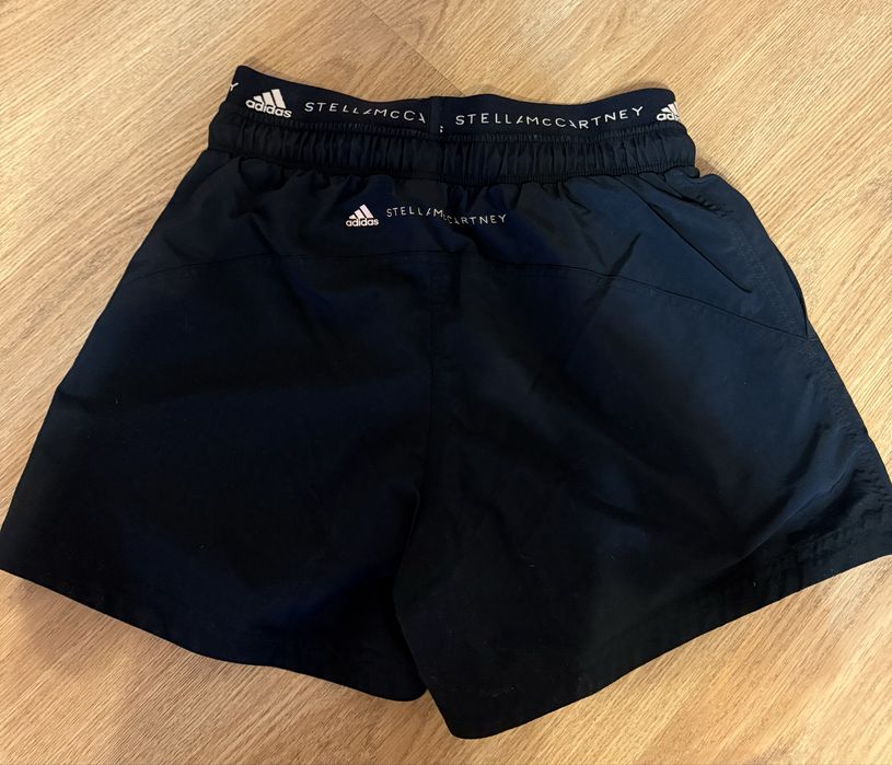 Шорти Adidas by Stella McCartney