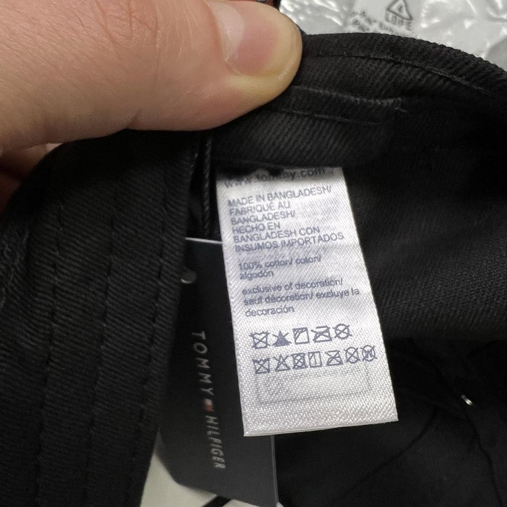 Tommy Hilfiger оригинал новая кепка мужская чёрная (NEW)