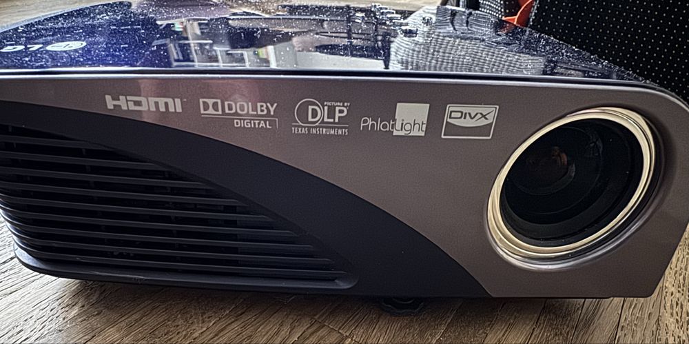 Projektor LG divix HS 200g-JE