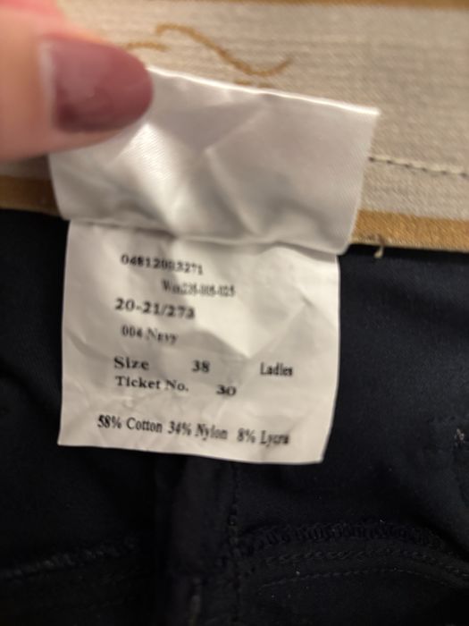 Vendo calças Lexhis