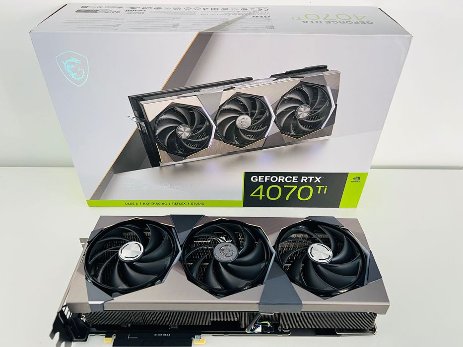 Placa Gráfica MSI GeForce RTX 4070 Ti SUPRIM 12GB GDDR6X