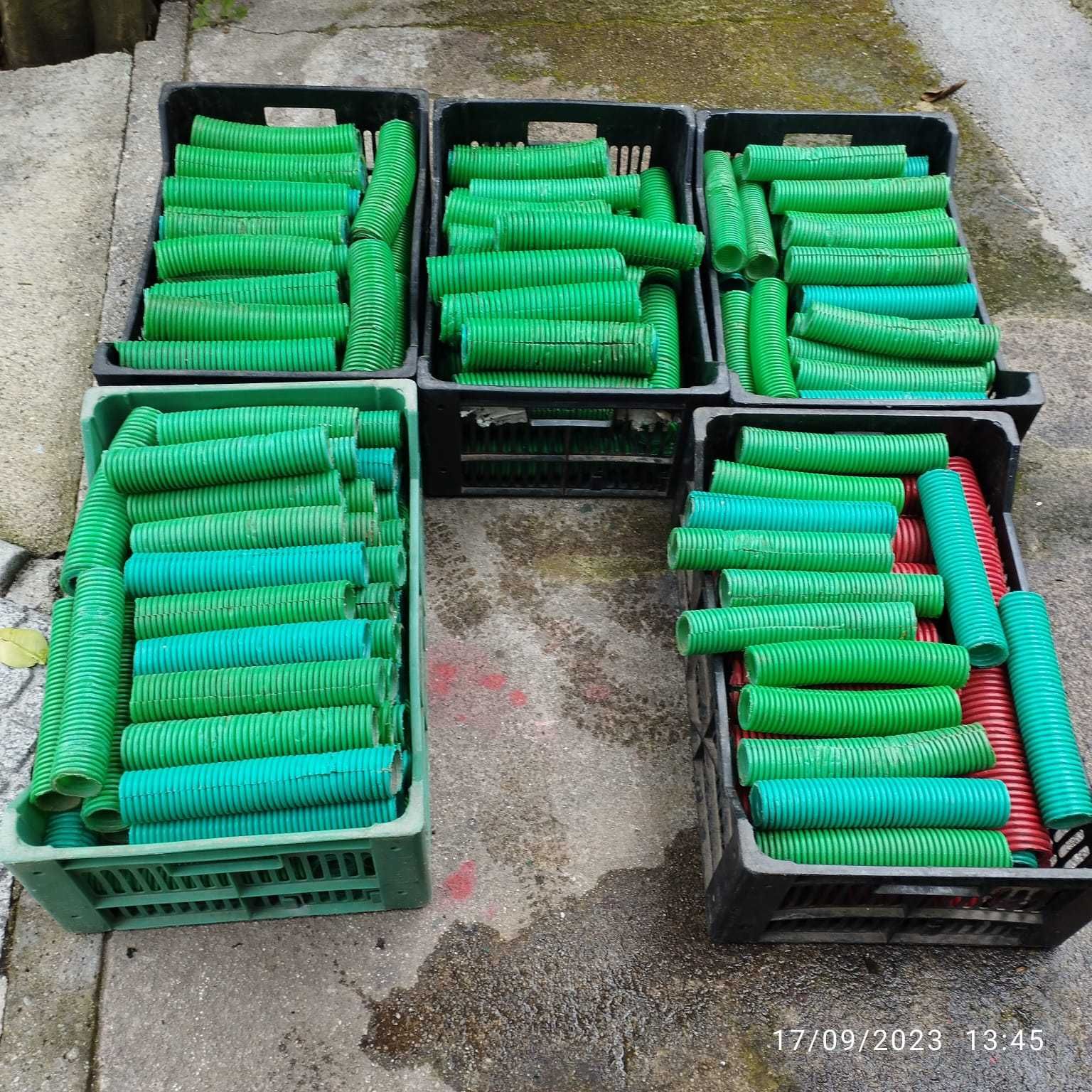 Vendo tubos de proteção para arvores de fruto videiras ou outros