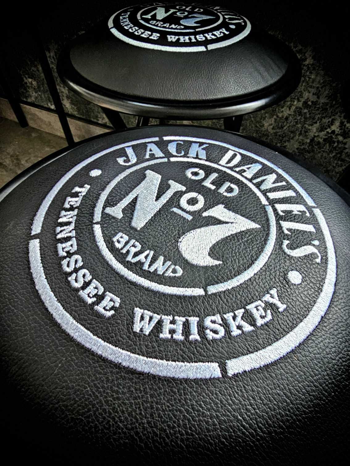 Jack Daniels taboret, krzesło  - skóra