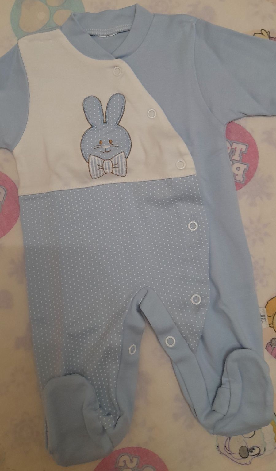 5 babygrows novos  0-3 meses