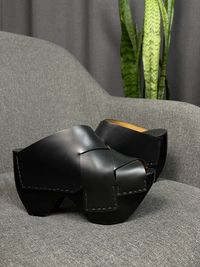 Оригінальні туфлі босоніжки acne studios black callie platform mule