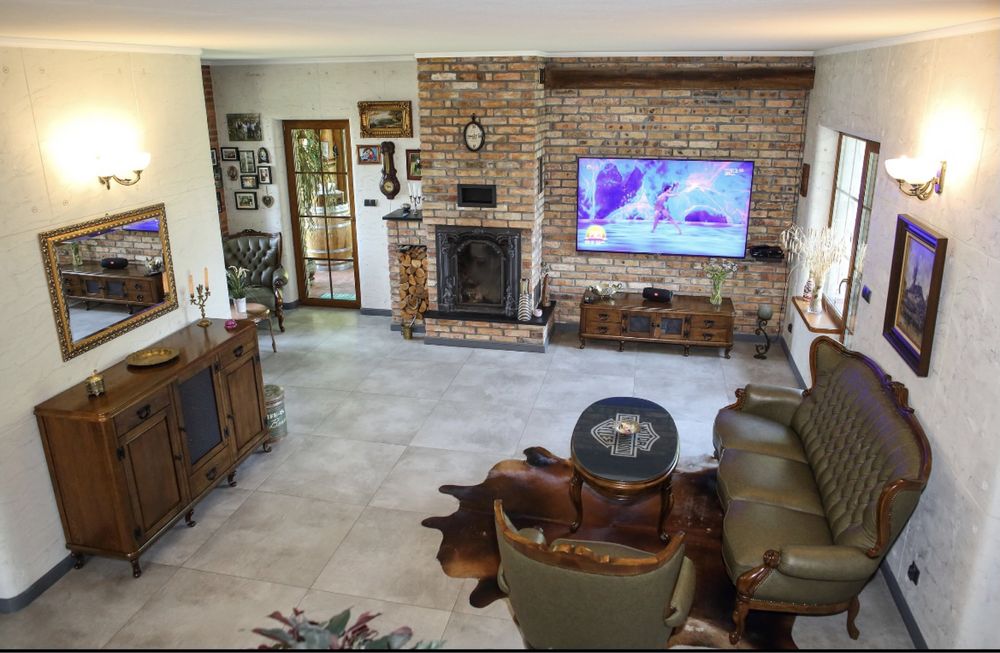 Dom  Przy Lesie Pyszczyn stajnia i staw