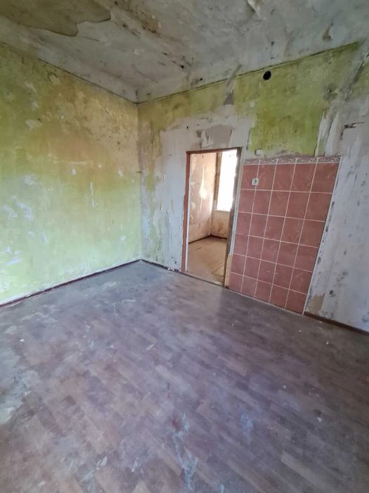 Продам 2-о к/к можливо під офіс в центрі по вул.Тимірязєва.