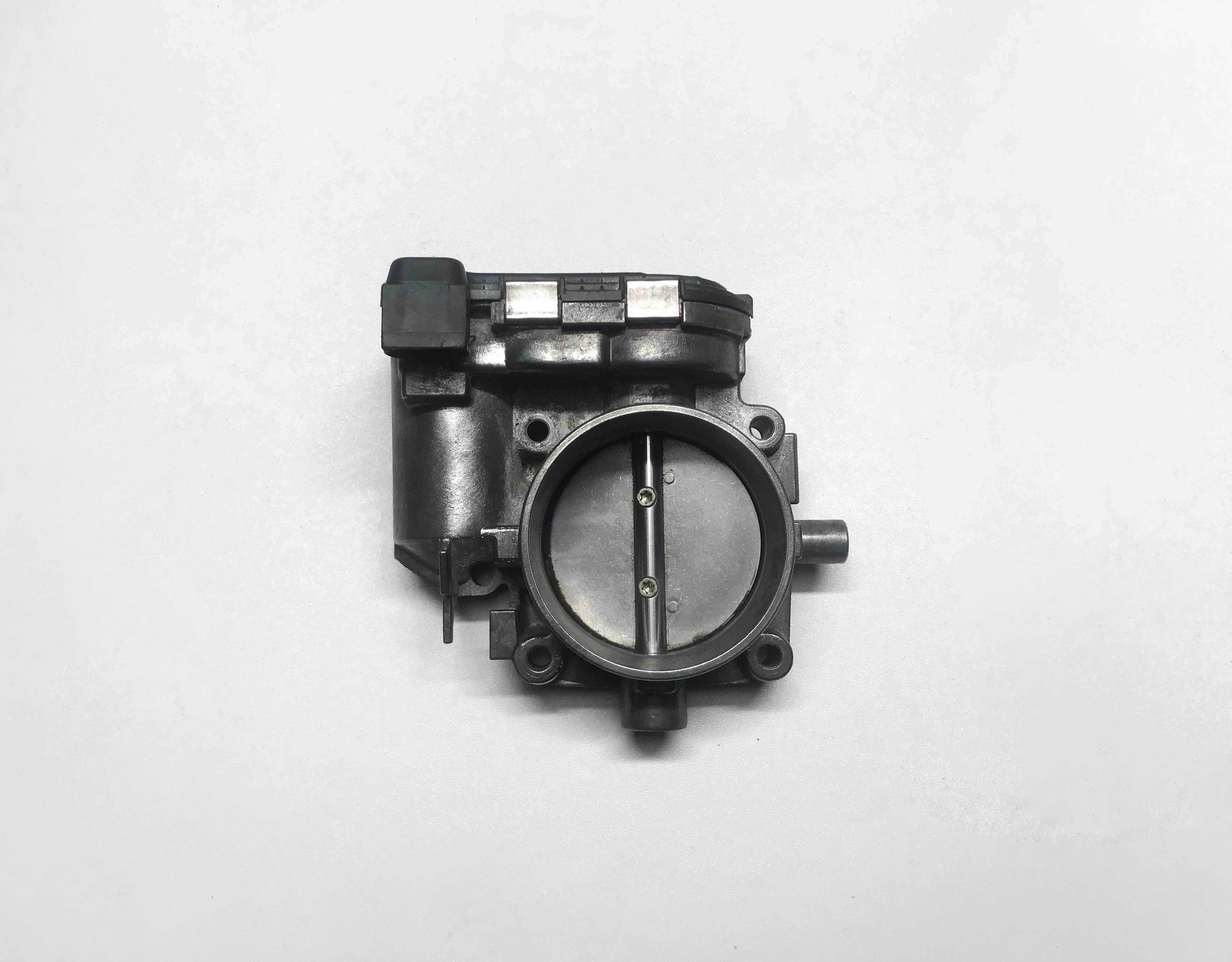 Дросельна заслонка Mercedes W202. S202. W203. S203. CL203 -2.6-2.8-3.2