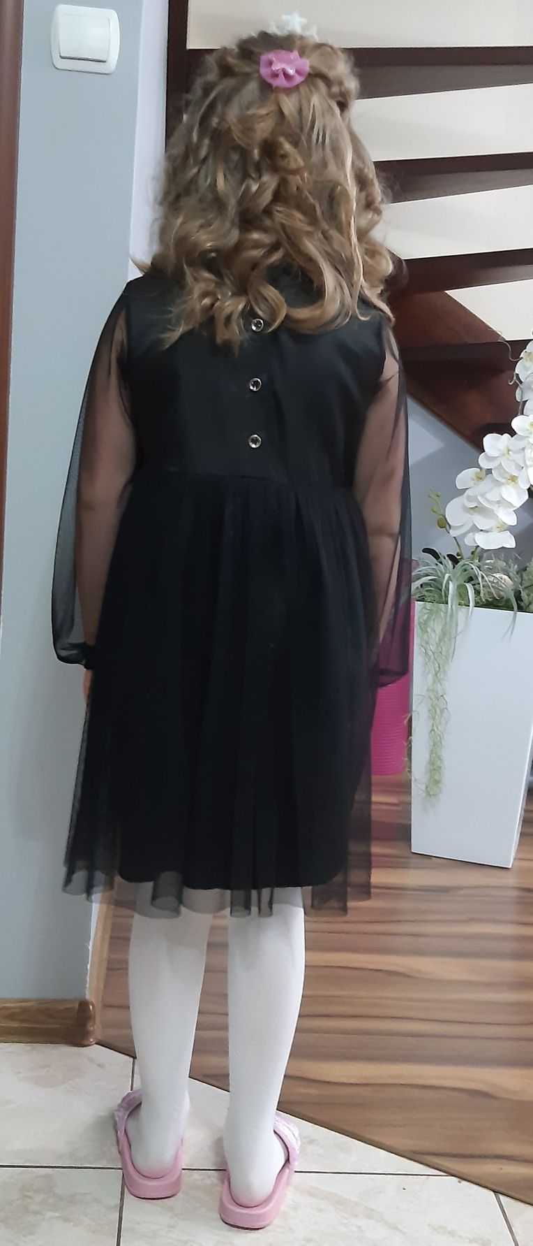 Elegancka sukienka Mała Mi 134