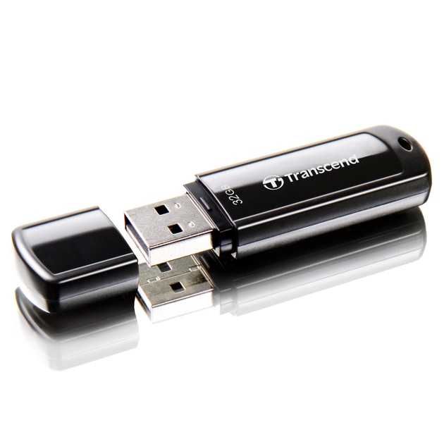 Флеш память накопитель USB 3.1 Transcend 32GB JetFlash 700 флешка