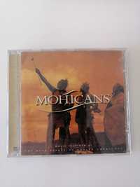 CD's Mohicans, VHS Na Linha do Inimigo e k7 Rui Veloso