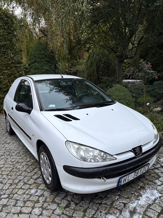 Peugeot 206 1.4 HDI bardzo oszczędny 4,5l na dojazdy 2008 dwa miejsca