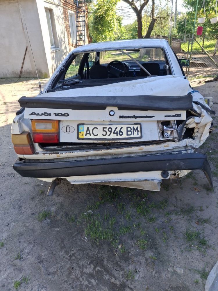 Продам ауді 100 після дтп