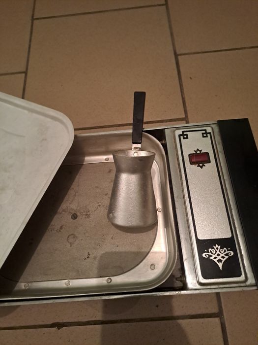 Продам електрокофеварку