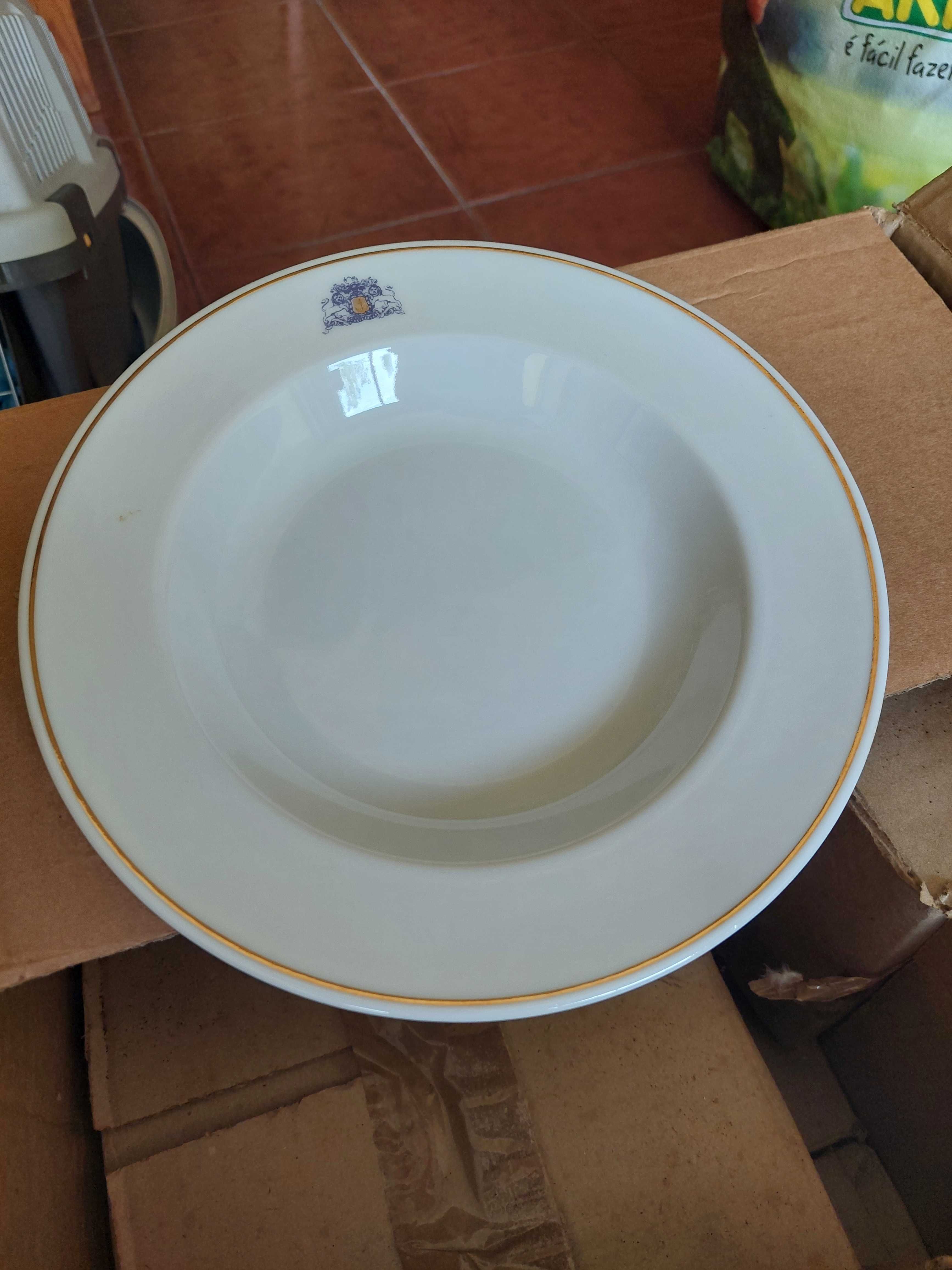Serviço de Jantar e Café/Chá Completo (Novo)