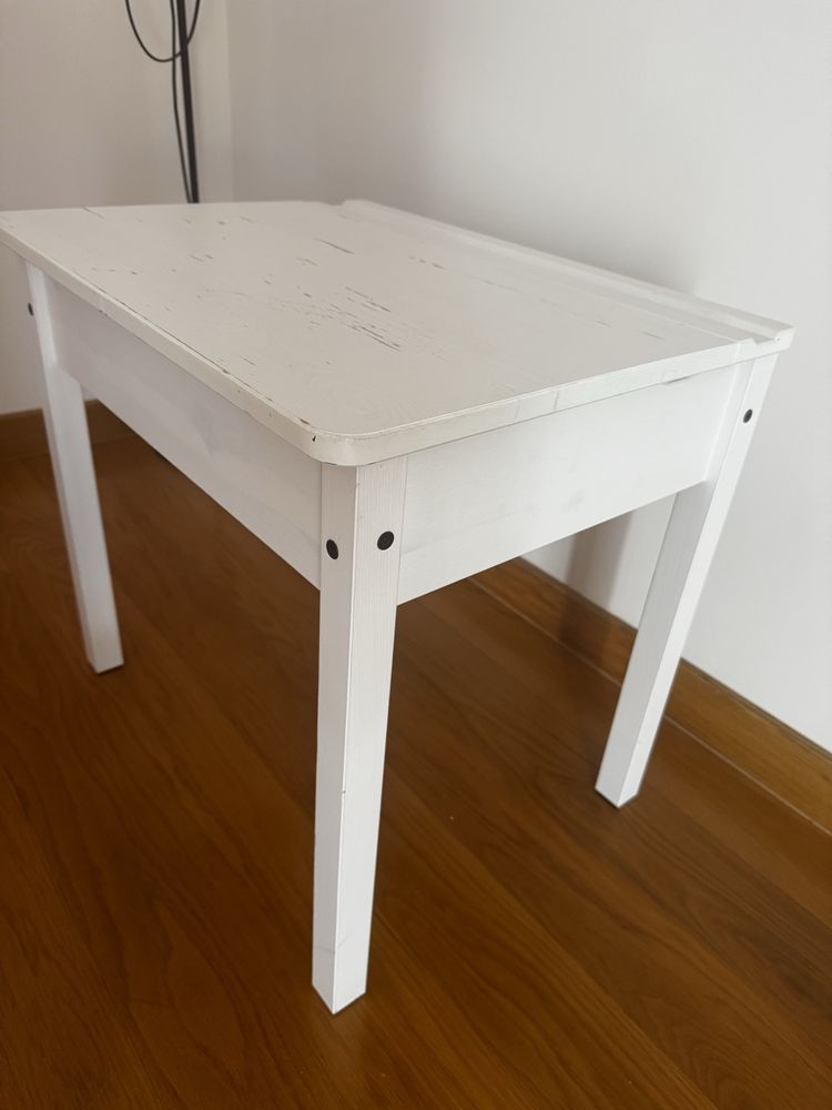Mesa infantil + cadeira IKEA Sundvik
