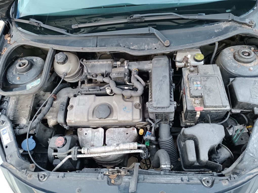 Peugeot 206+ klima el szyby niski przebieg