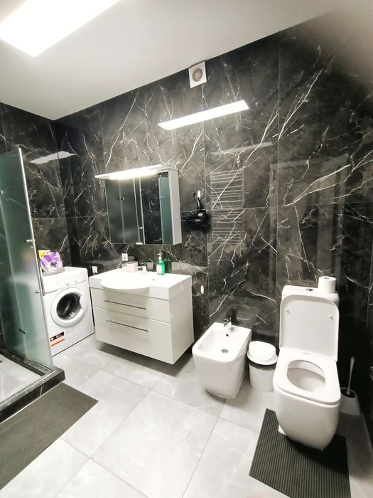 ВІЛЬНА квартира! Руська, ЦЕНТР. Новобудова подобово, погодинно!Все є!