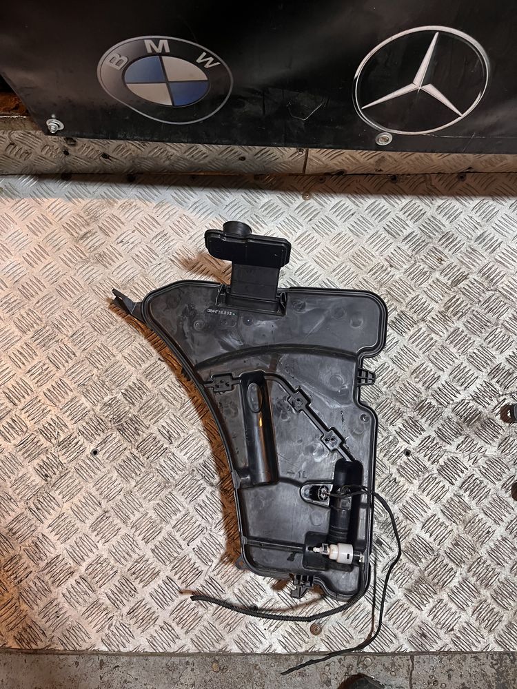 Bmw g30 g31 zbiornik spryskiwaczy