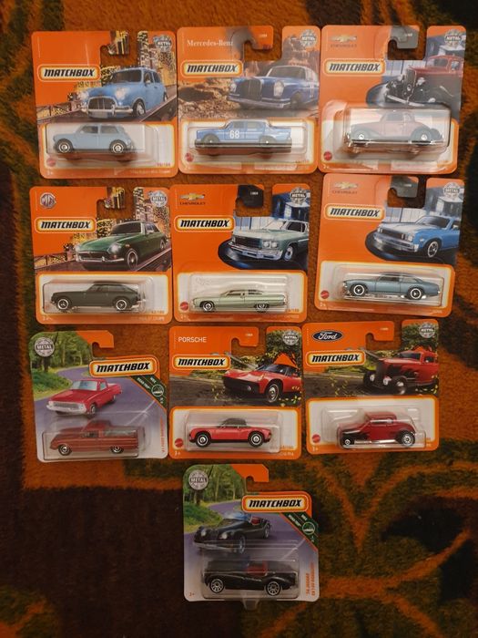 Carros matchbox e burago novos 1/64
