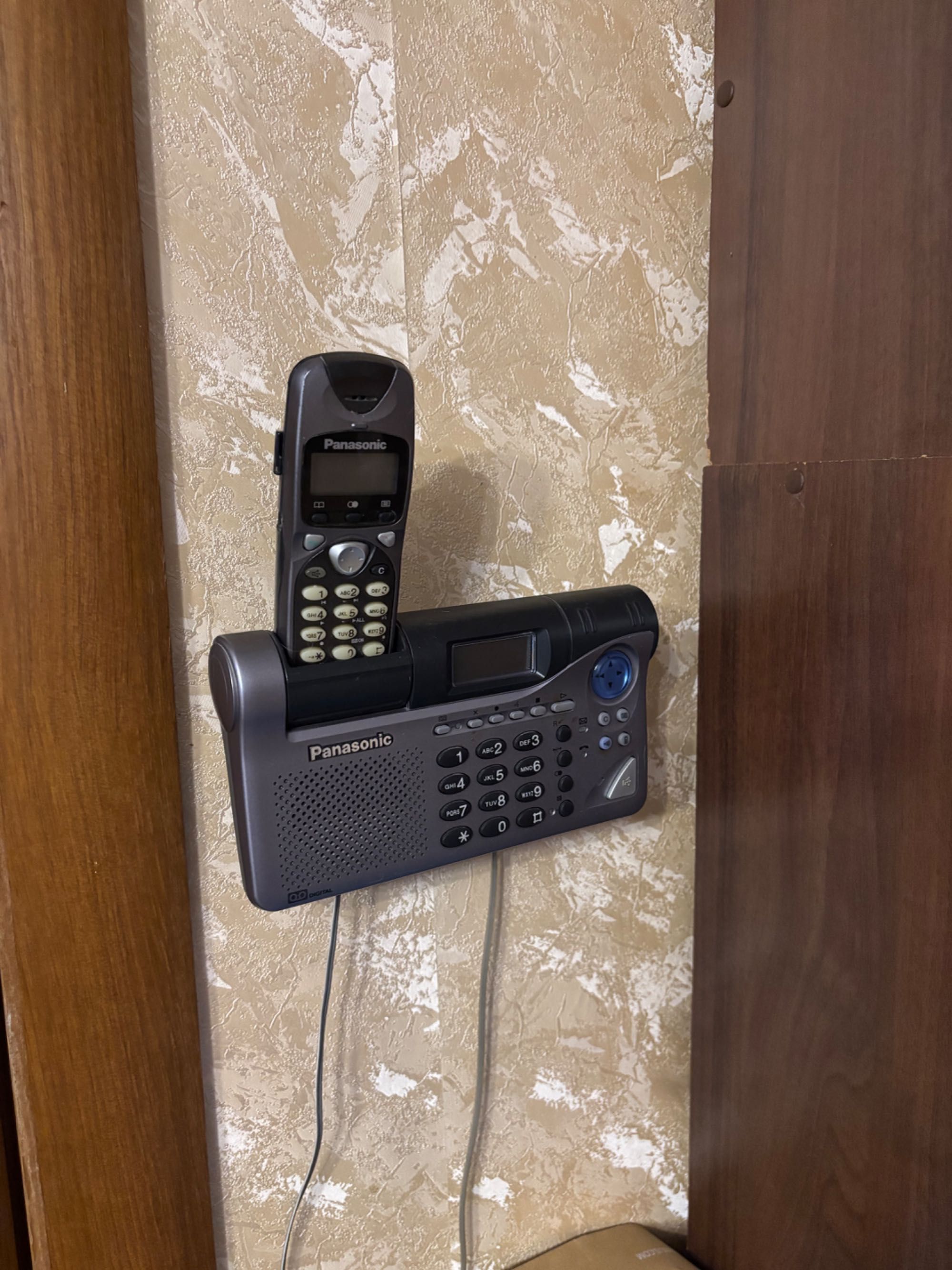 Стаціонарний телефон Panasonic