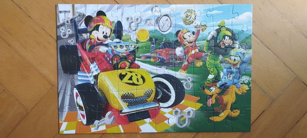 Puzzle trefl 60 elementów Mickey