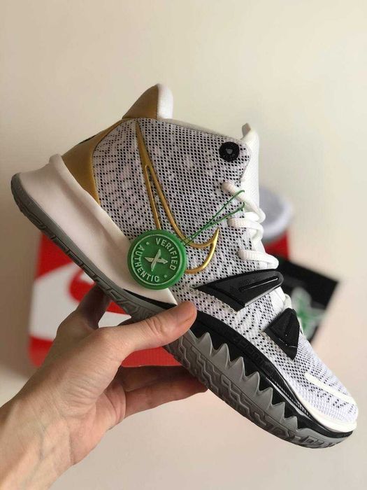 Мужские кроссовки Nike Kyrie 7 ‘Gold’ Размеры 40-45