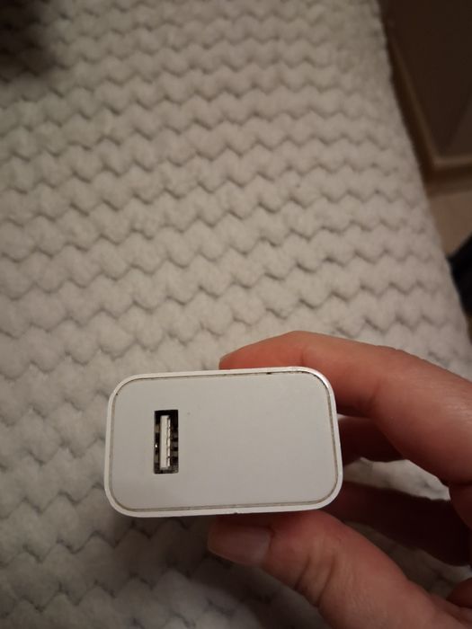 Kostka do ładowania telefonu mi note 10.
