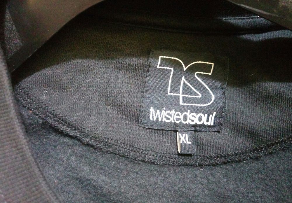 Twisted Soul  XL як нова чоловіча толстовка худі джемпер