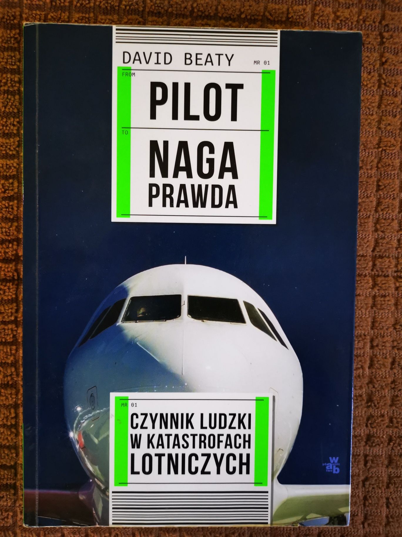 Pilot. Naga Prawda. David Beaty.