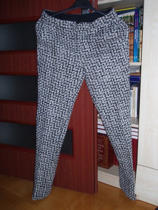 BENETTON nowe markowe spodnie tweedowe r. 36