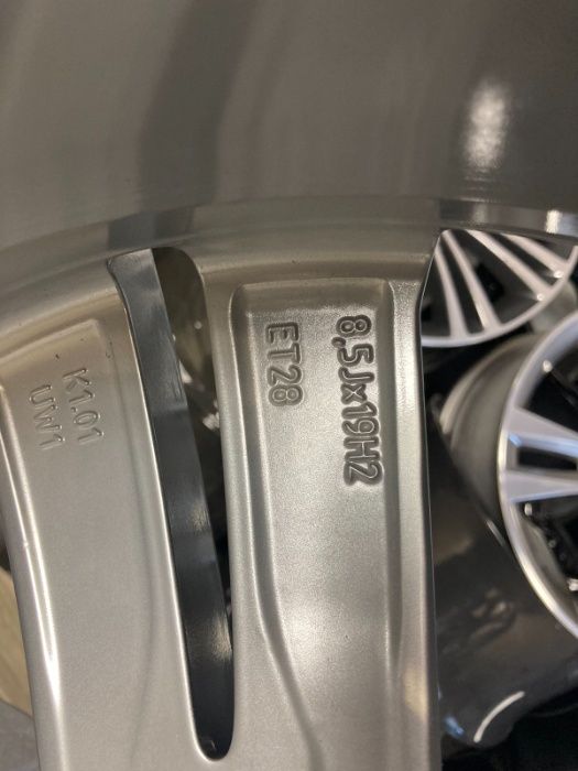 19 оригінальні нові диски VW Touareg Sebring 8.5x19 ET28 760601025P