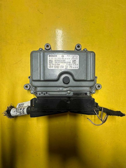 Блок управління двигуном Bosch 0281013022 Mercedes W169 A6401507279