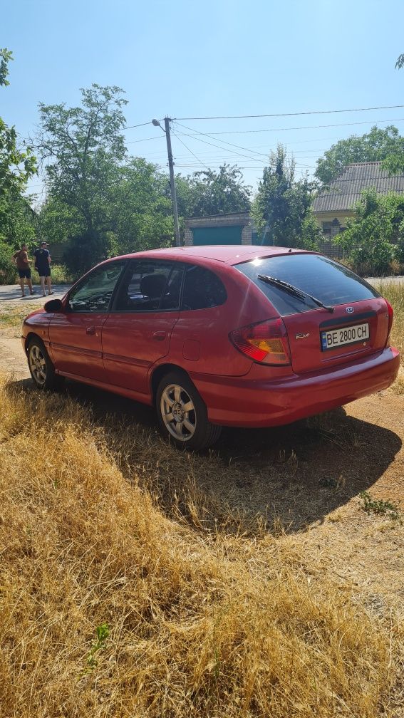 Продам Kia Rio LS Обмен желательно минивен,каблучок.