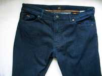 джинсы  Hugo Boss Maine  34-30 полут. 45 см оригинал